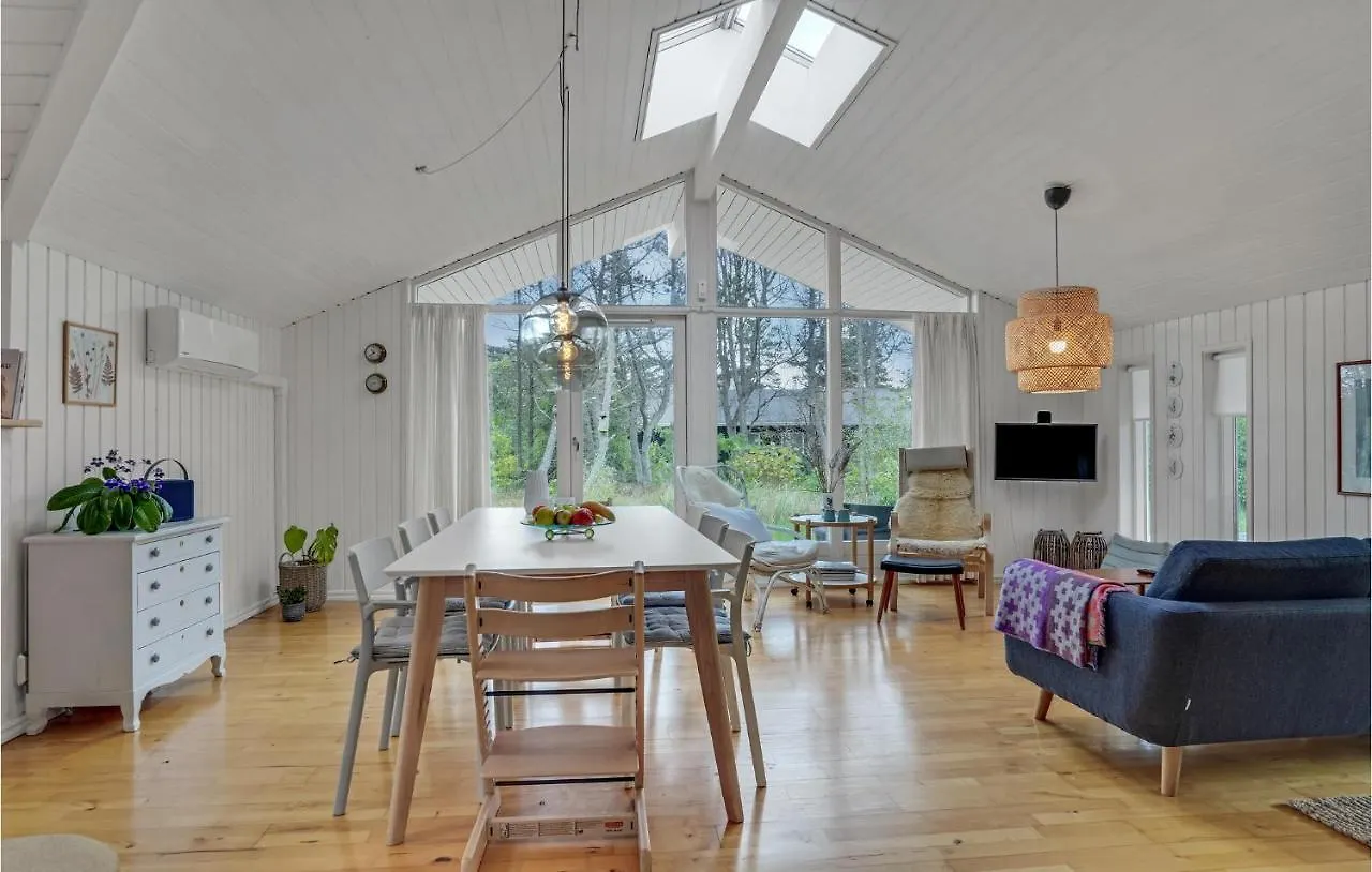Beautiful Home In Skagen With Kitchen Δανία